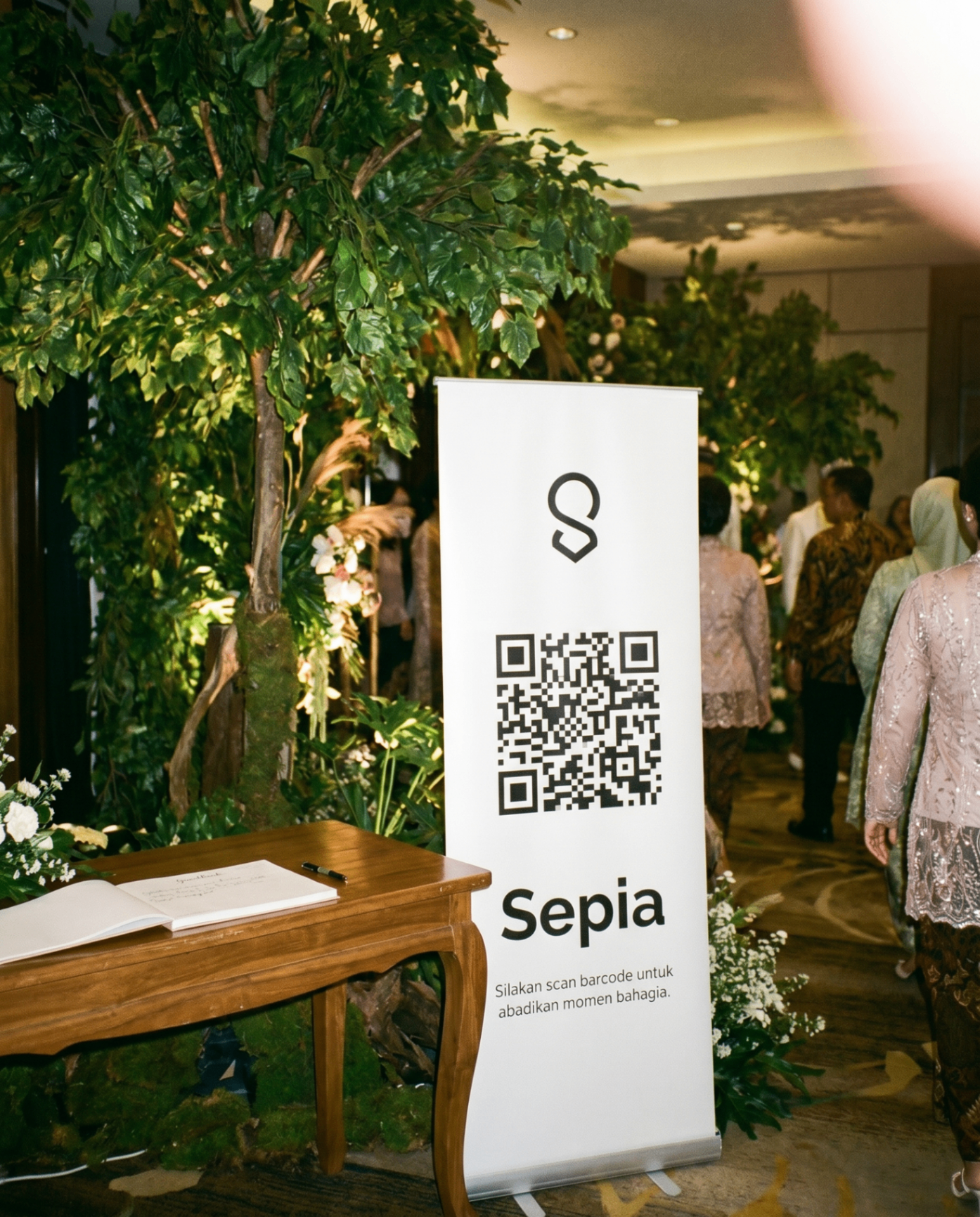Stand QR Sepia di lokasi acara